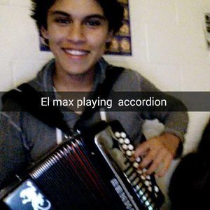 Meet your Posher, Max